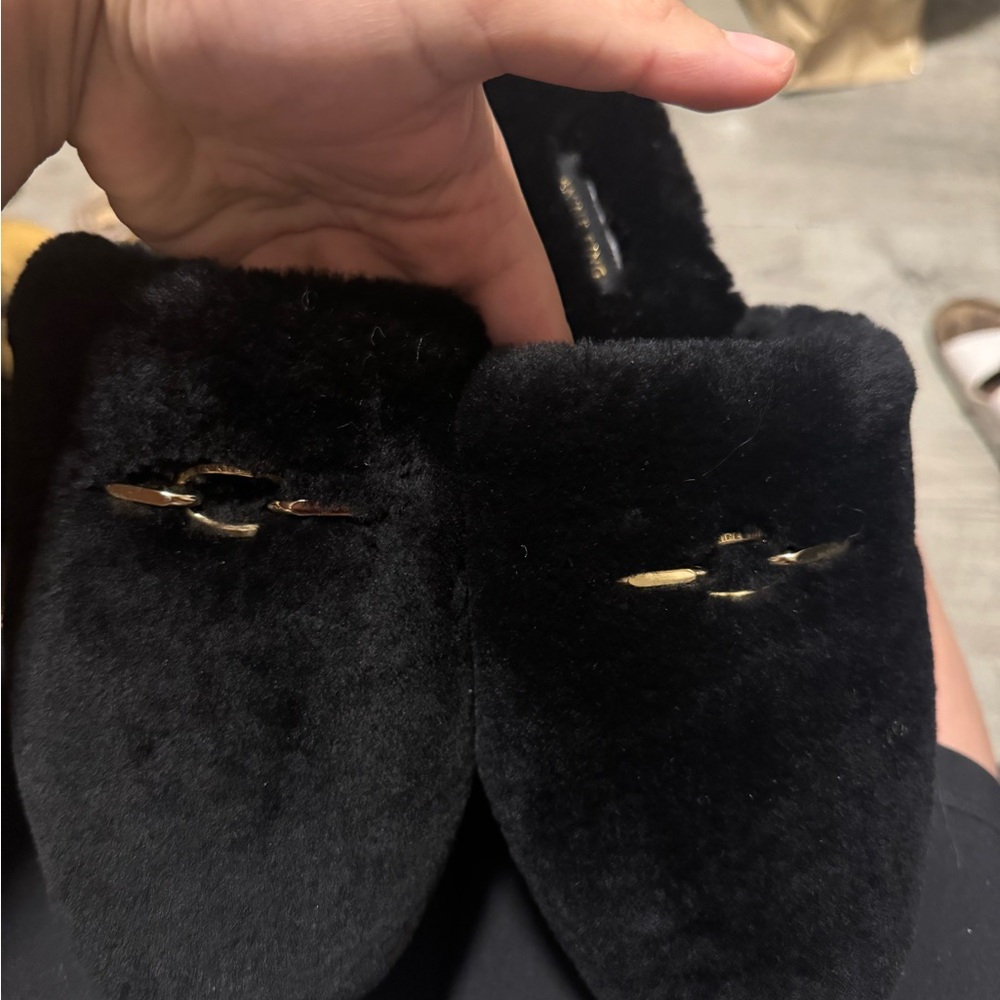 Anine Bing Black Fur-Lined Footwear - Picture 5 of 5